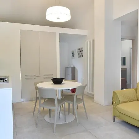 La Elisabeth Apartament *